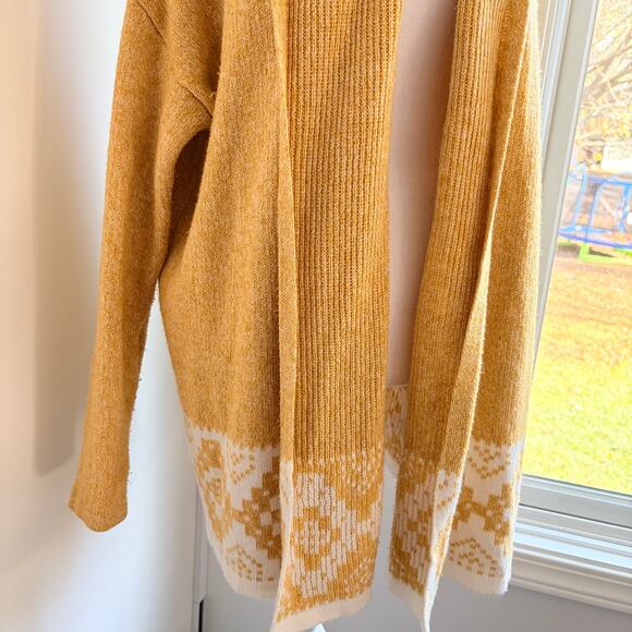 Old Navy Fair Isle Knit Yellow Medium Open Front Cardigan Sweater Women's - Picture 3 of 7